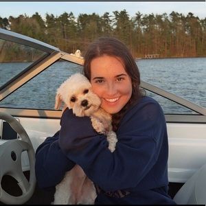 Meet your Posher, Stella